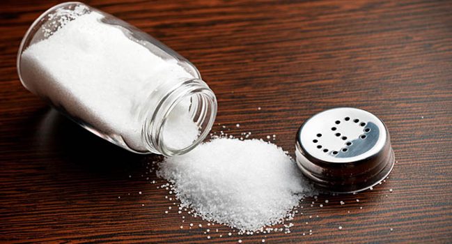 مضرات خوردن زیاد نمک برای سلامتی
